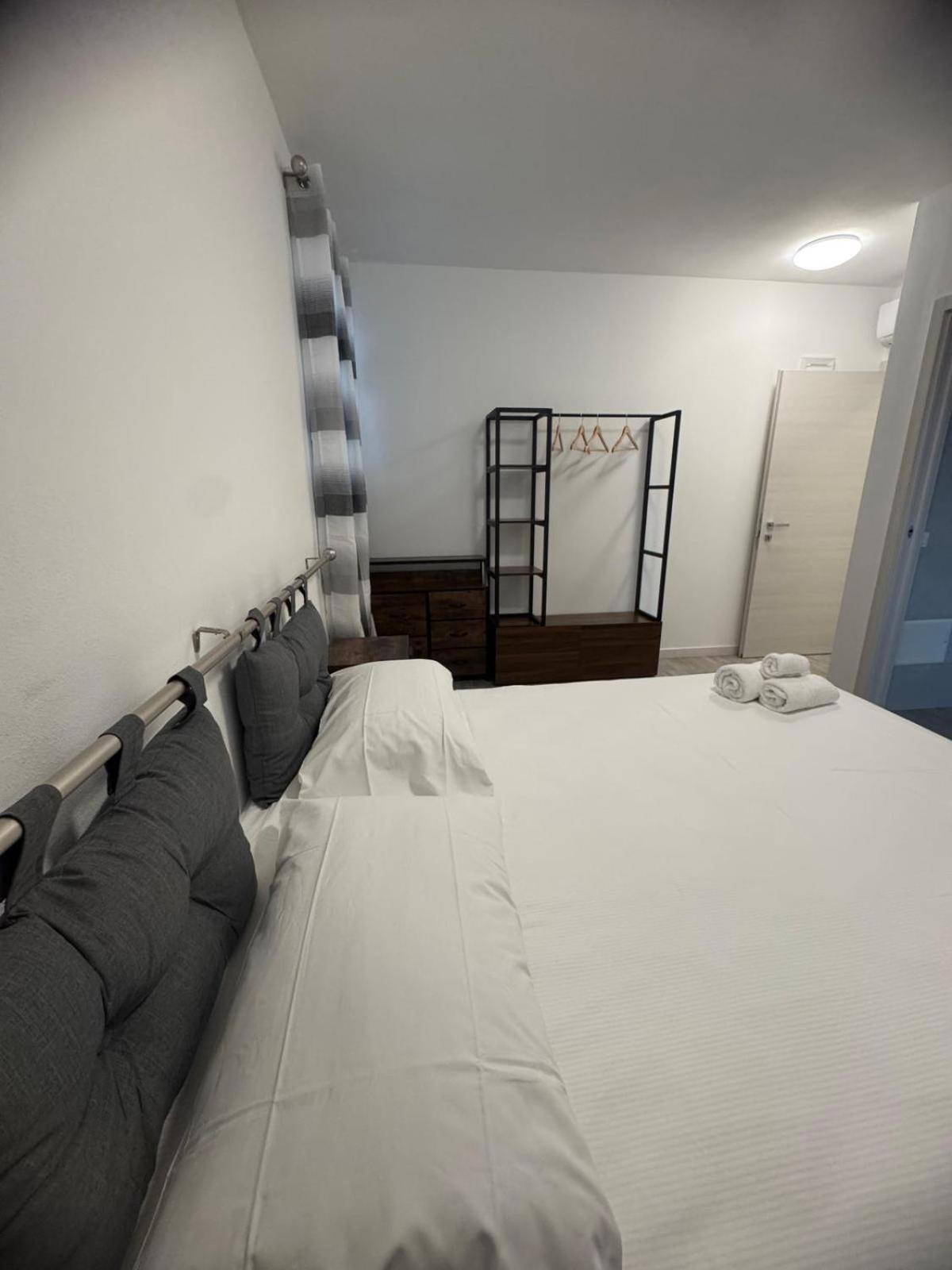 Locazione Zai Apartment Verona Bagian luar foto